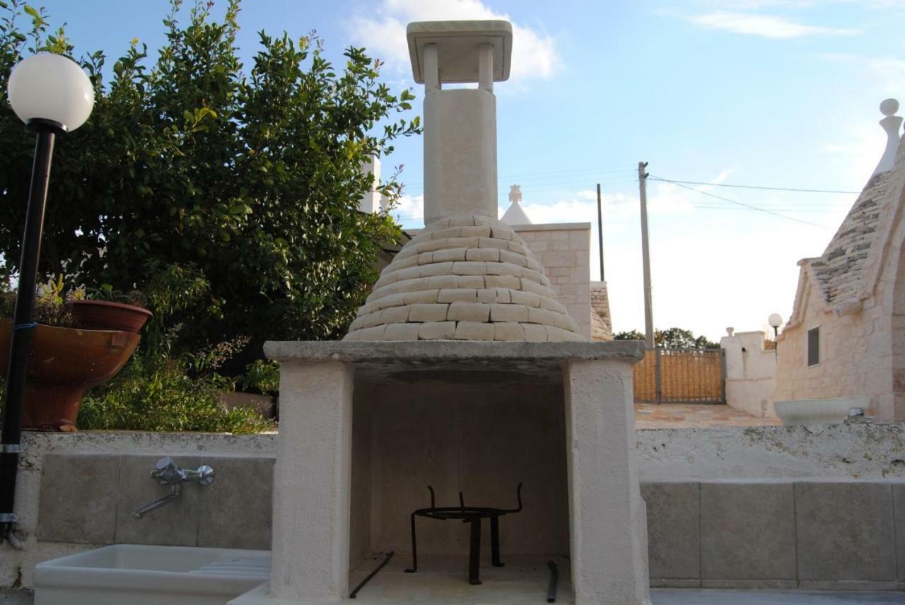 Trullo Le Tre Sorelle Cisternino Exterior foto