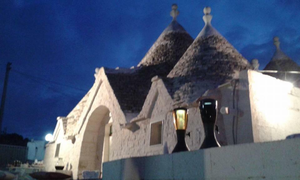 Trullo Le Tre Sorelle Cisternino Exterior foto