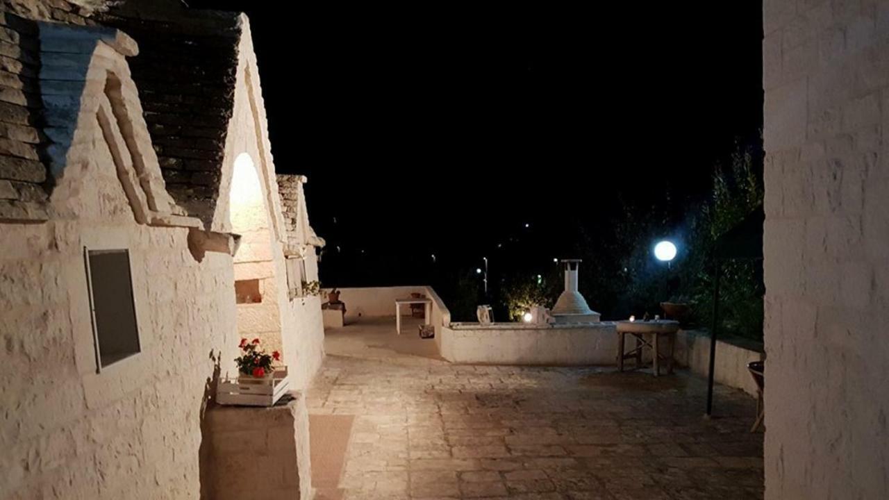 Trullo Le Tre Sorelle Cisternino Exterior foto
